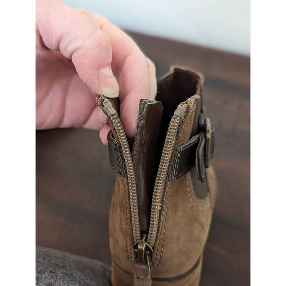Franco Sarto Ketty Chelsea Brown Suede Back Zip Ankle Booties - Size 6.5 - Picture 6 of 7